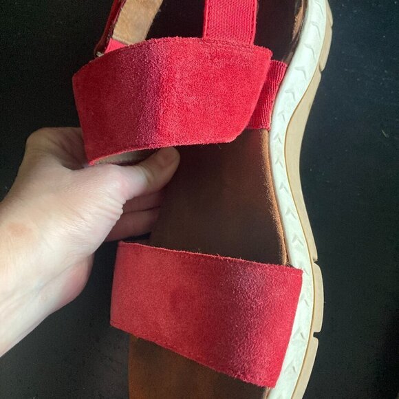 Hush Puppies  red nobuk sandal size 10 (41) - Picture 16 of 16